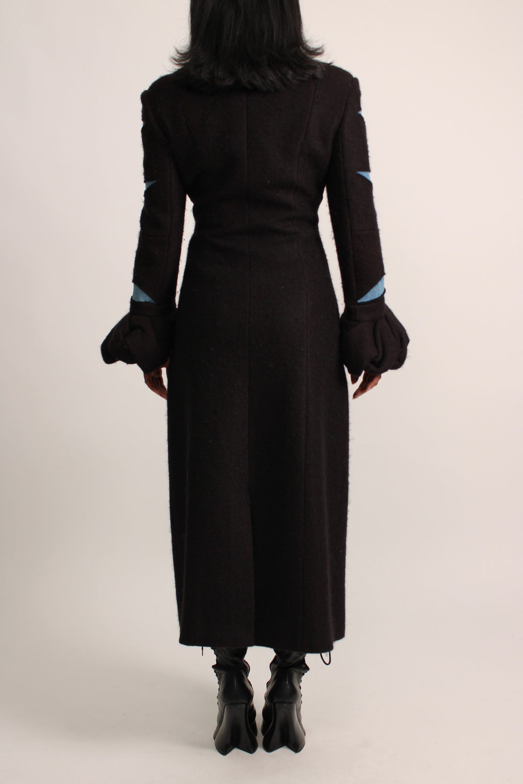 Didu Peacoat Rental