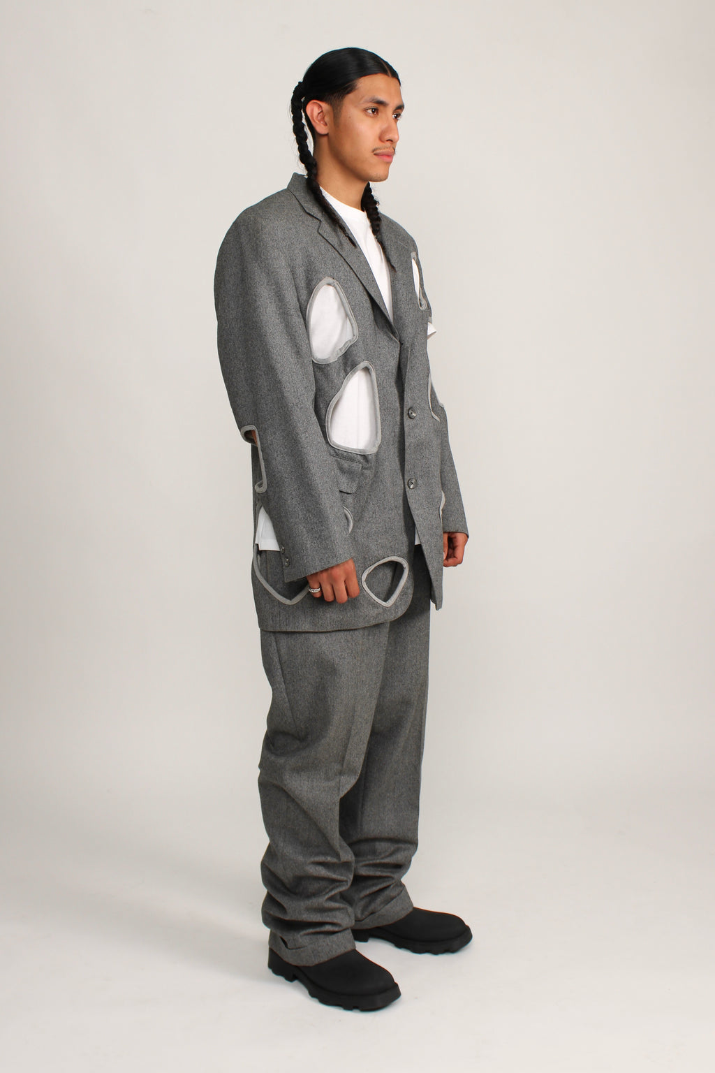 Ny Laurent Suit Set Rental
