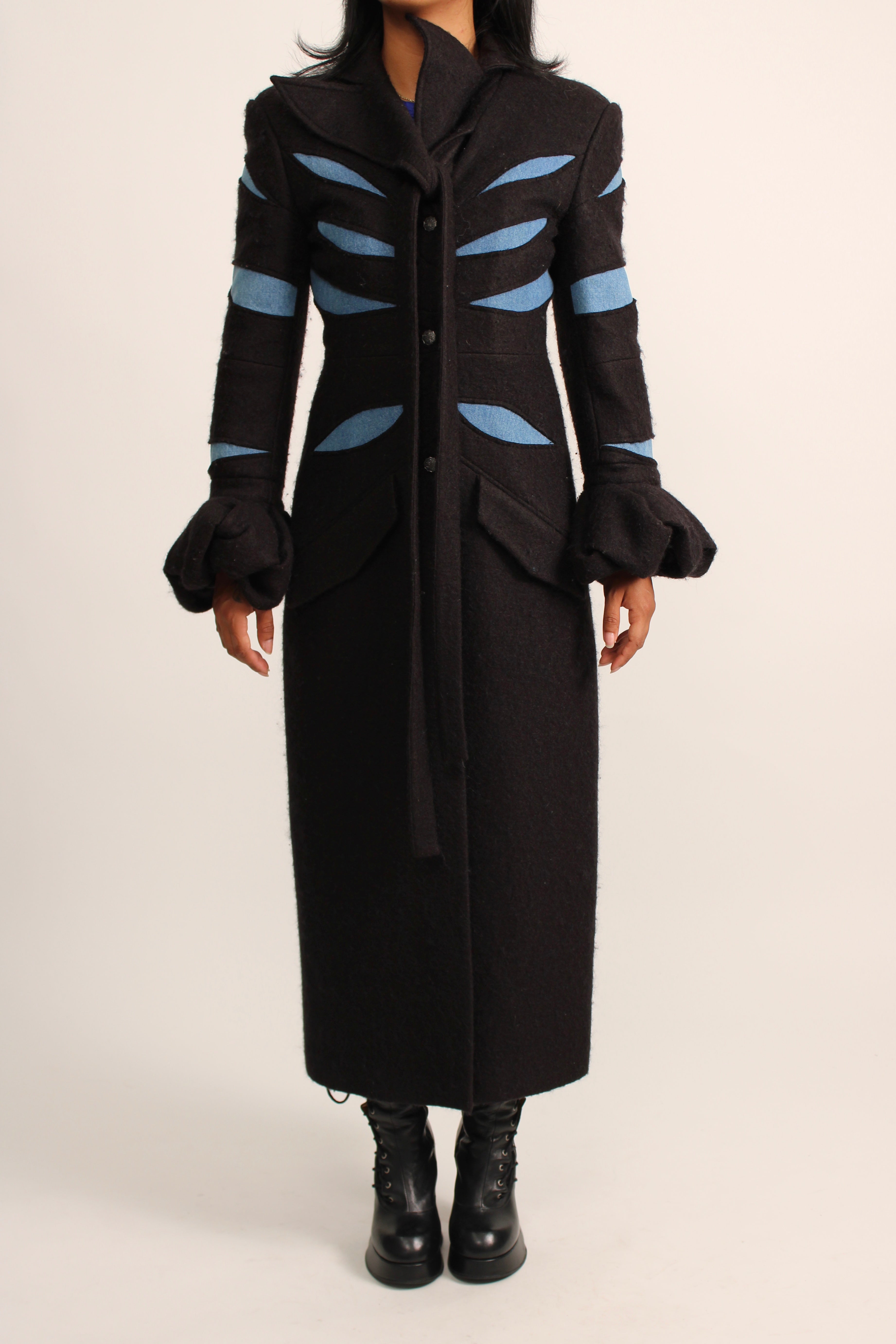 Didu Peacoat Rental