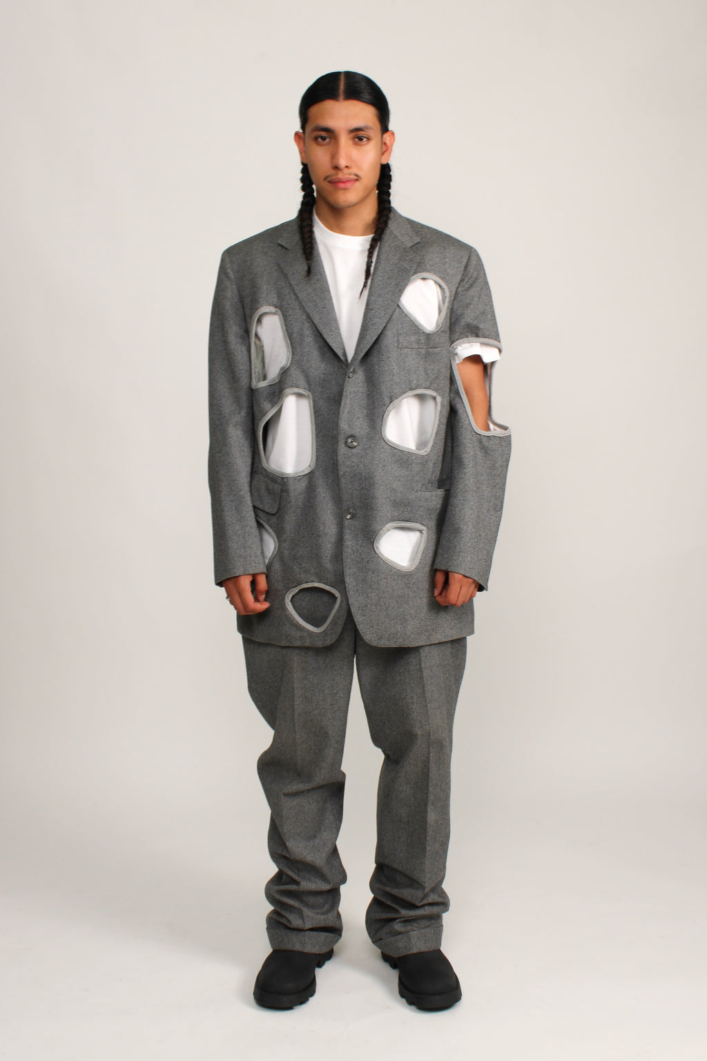 Ny Laurent Suit Set Rental