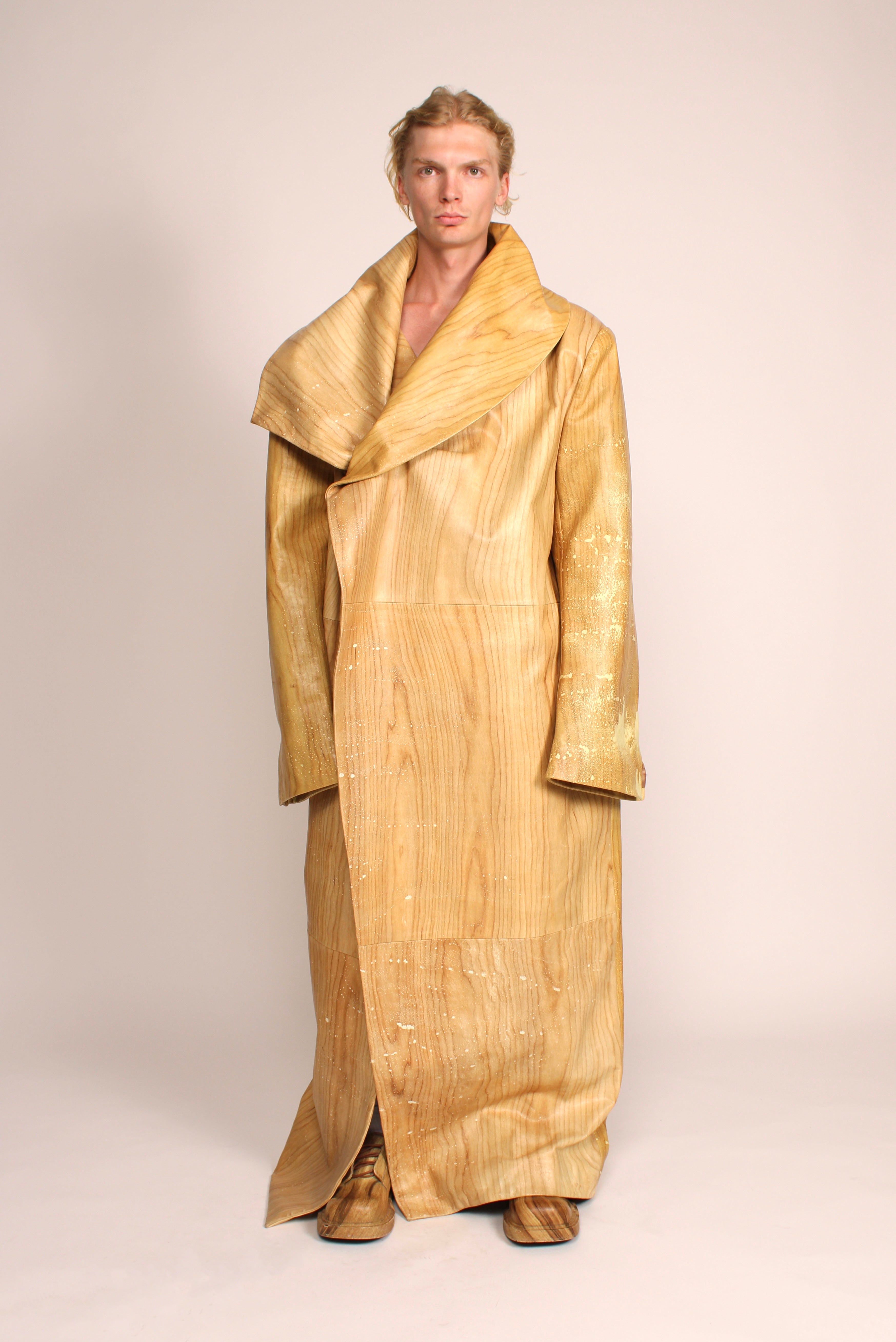Qian Hanliu Coat Rental