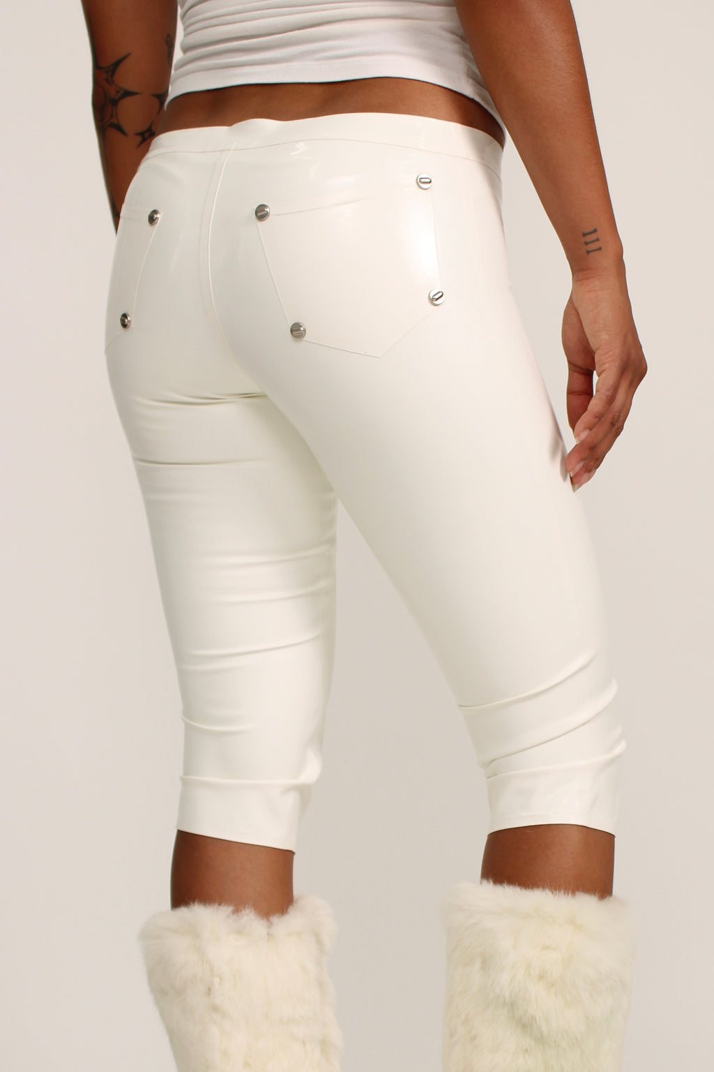 Latex Zellous Capris Rental