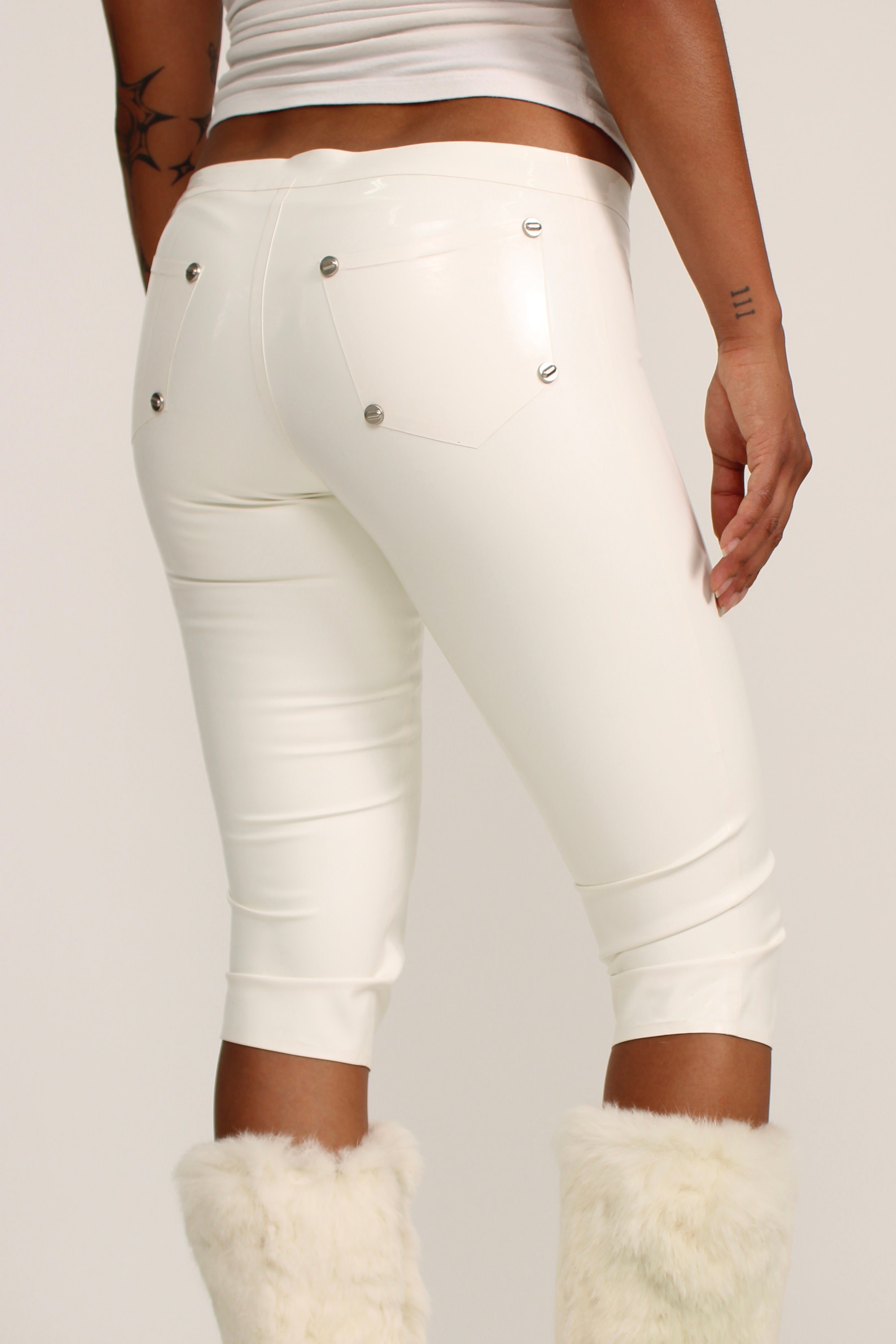 Latex Zellous Capris Rental