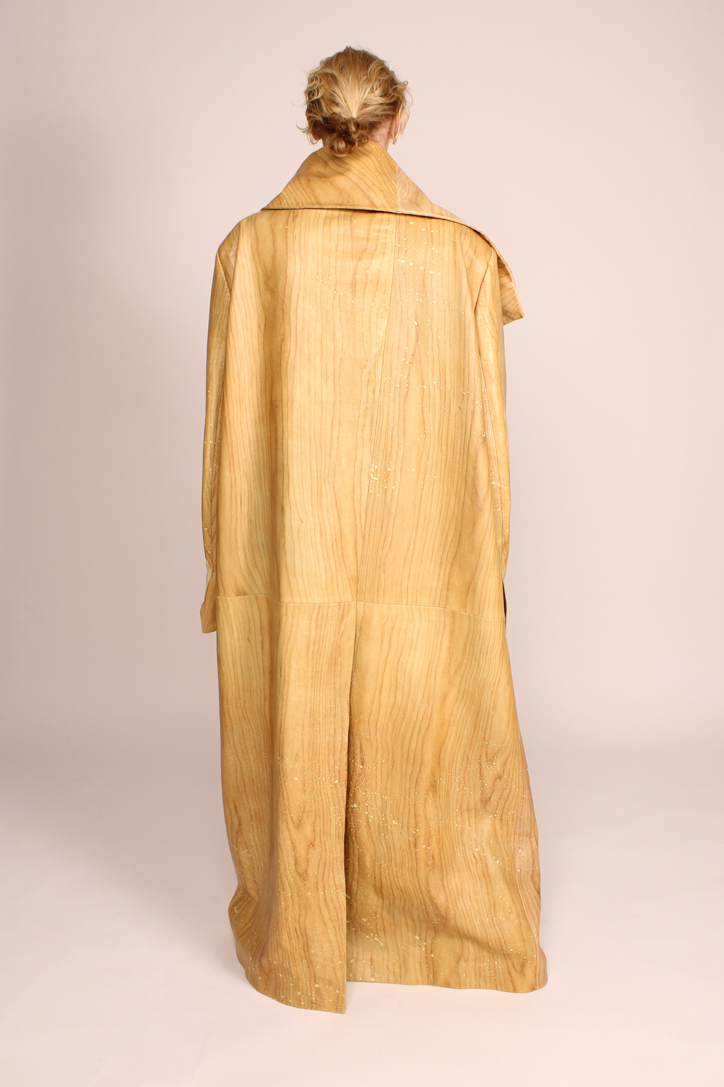 Qian Hanliu Coat Rental