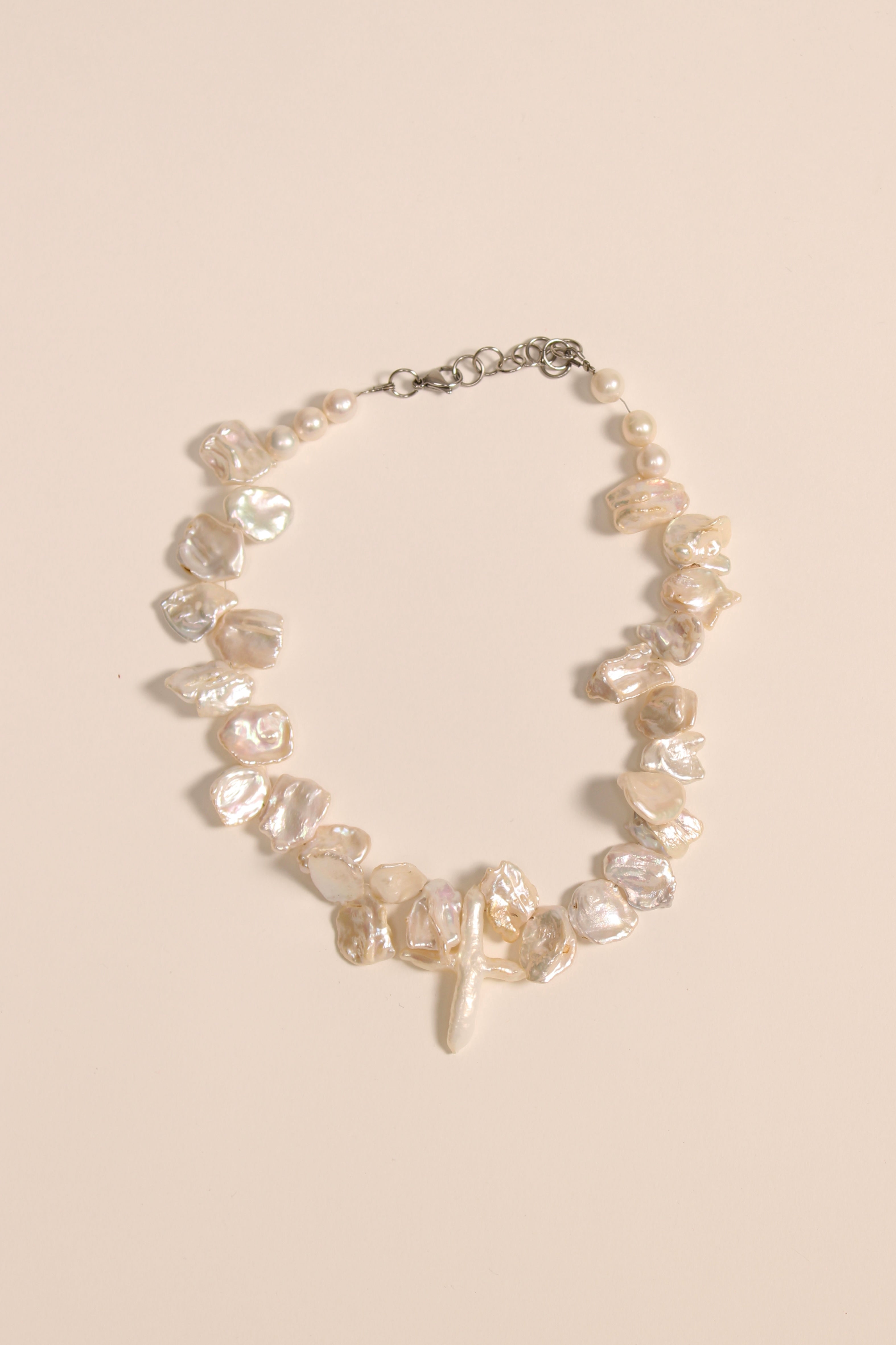 SYL Pearl Necklace Rental