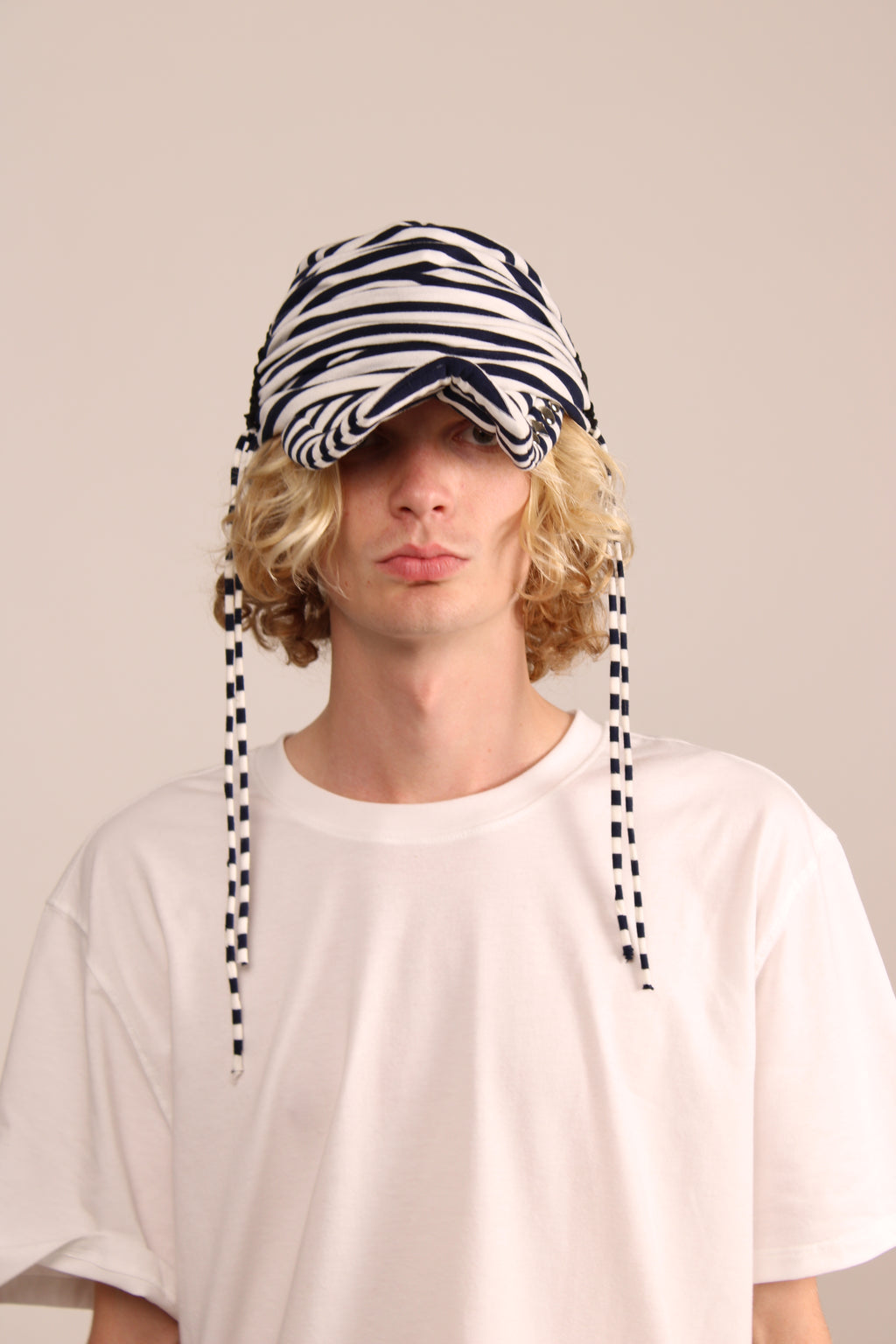 Maxwell Bresler Hat Rental
