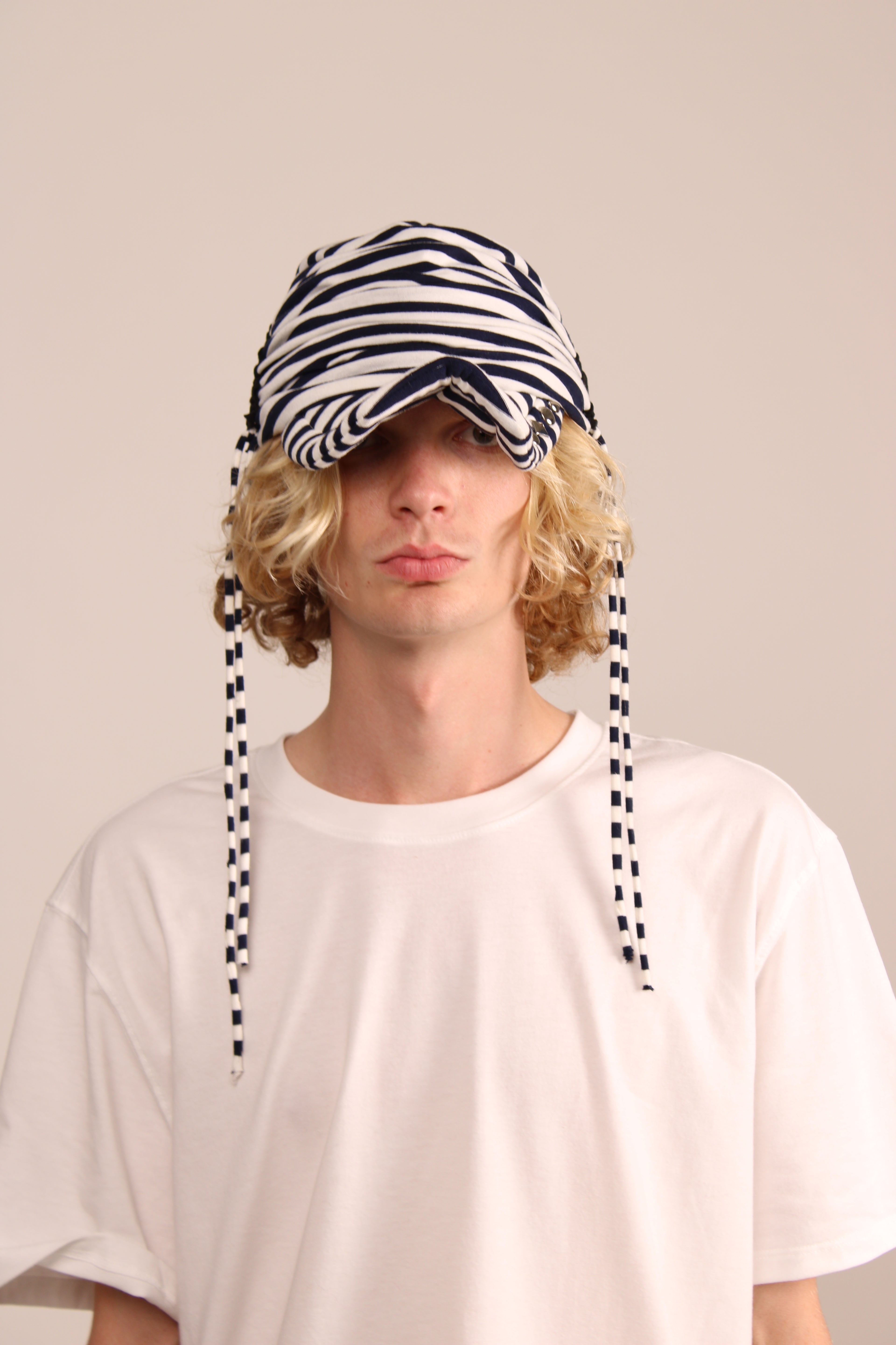 Maxwell Bresler Hat Rental