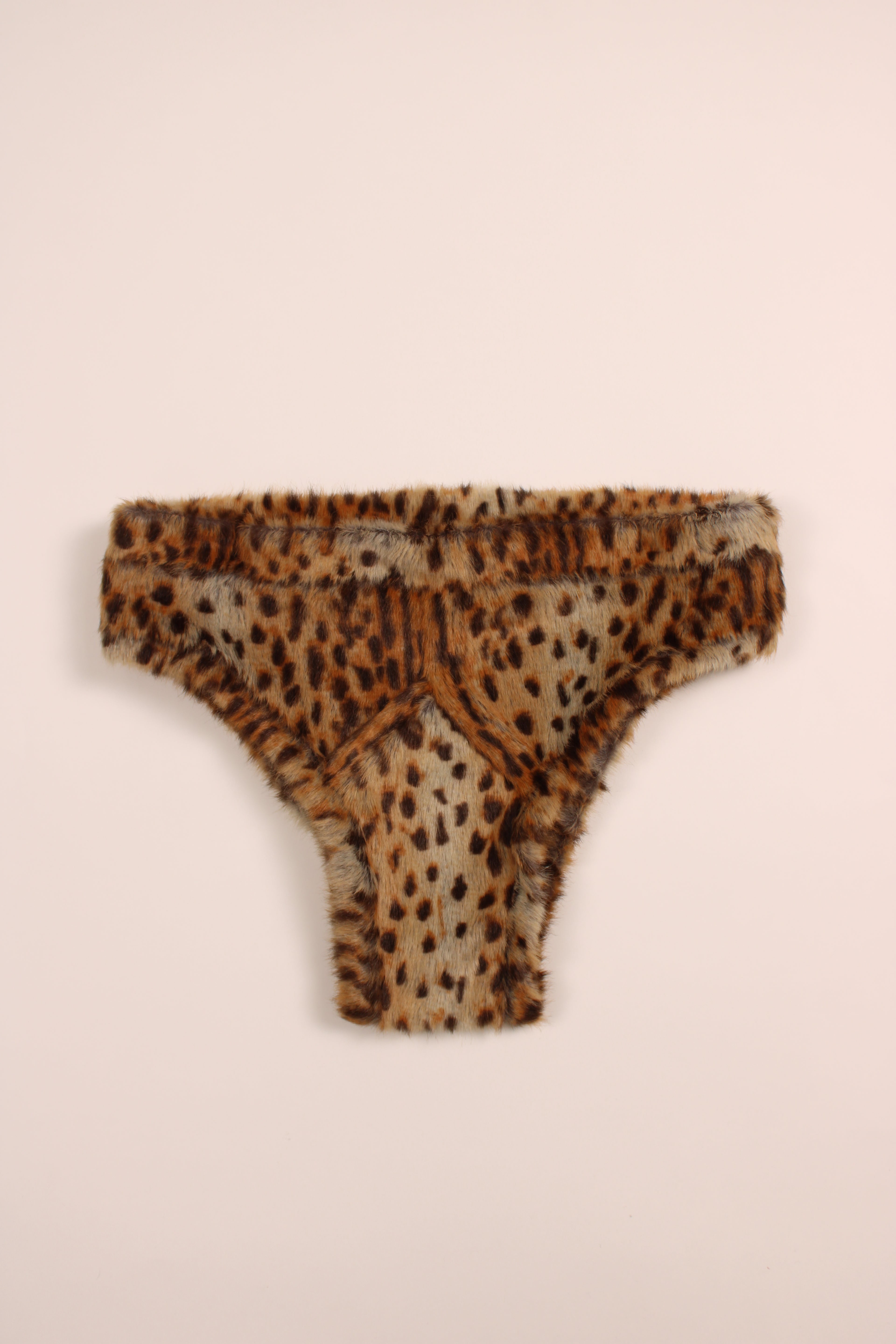 Martine Rose Shorts Rental