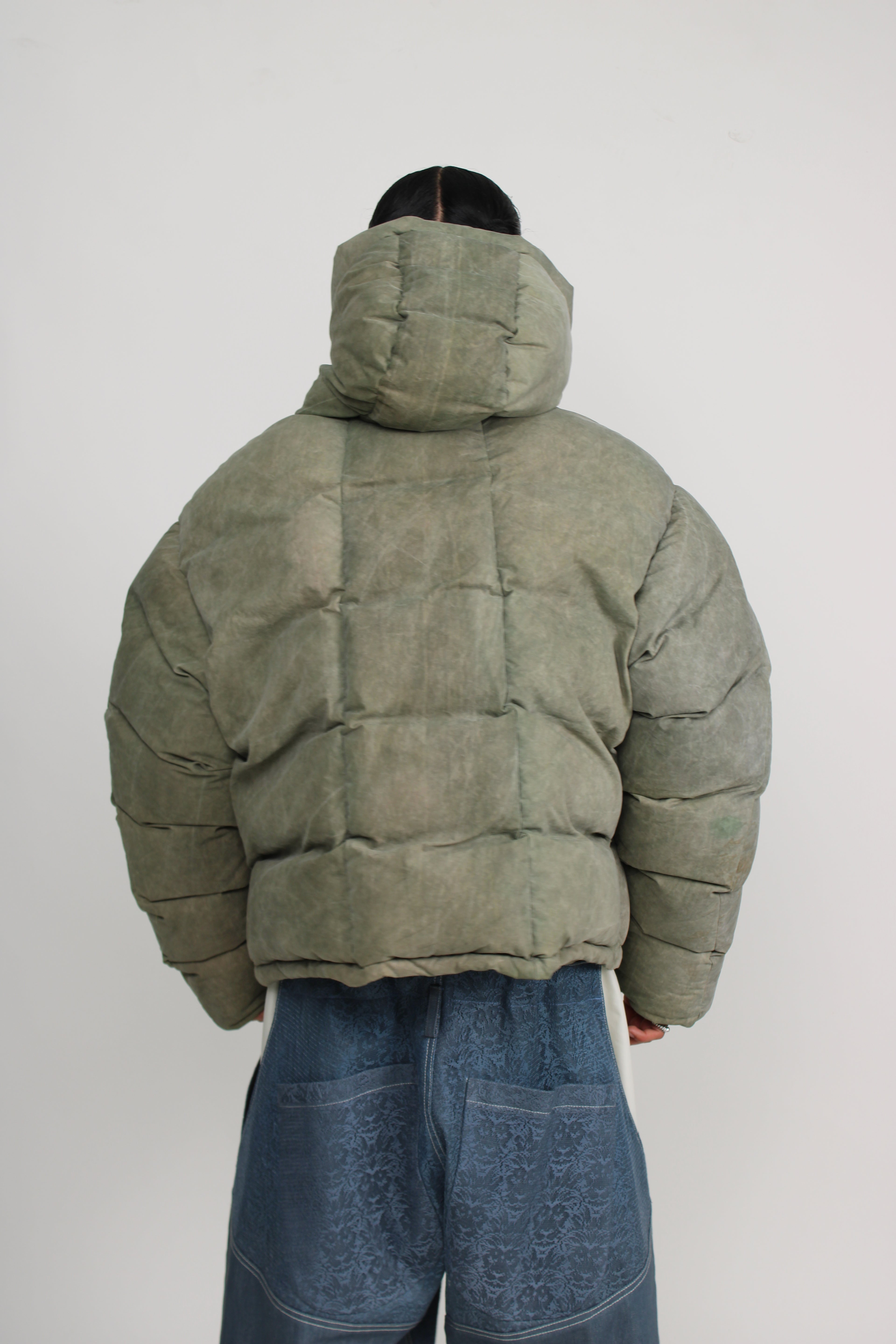 Entire Studios Puffer Rental