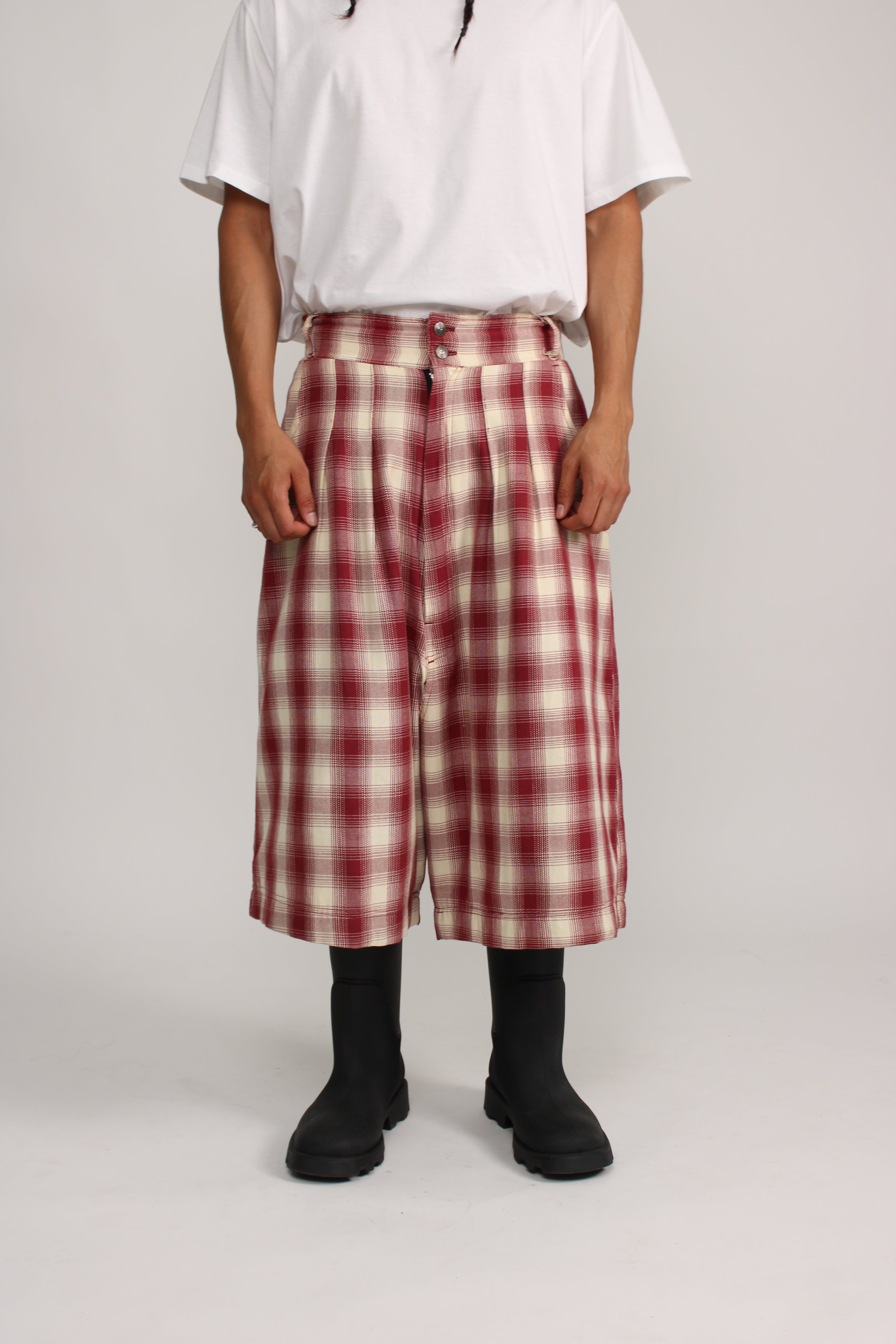 La Raza Unisex Shorts Rental